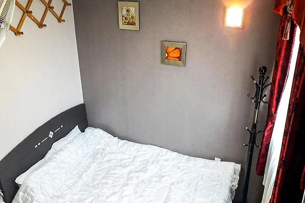 Aji Hostel Τζέτζου