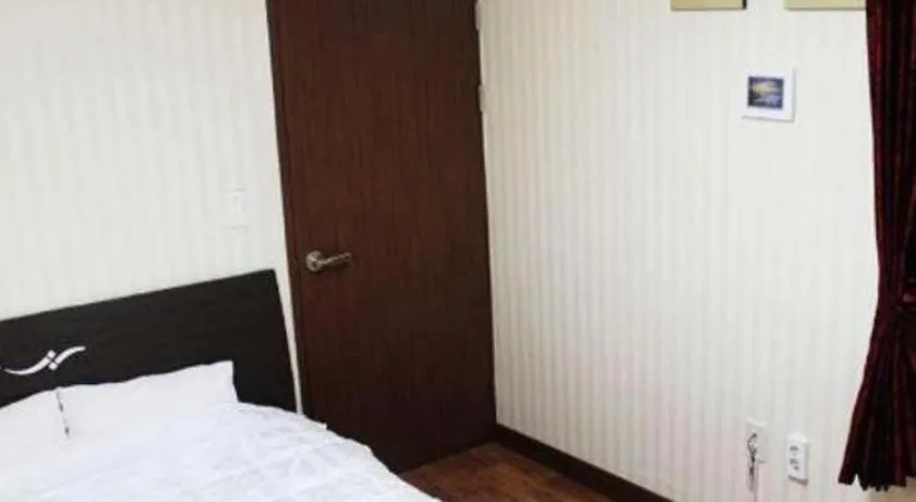 Aji Hostel Τζέτζου