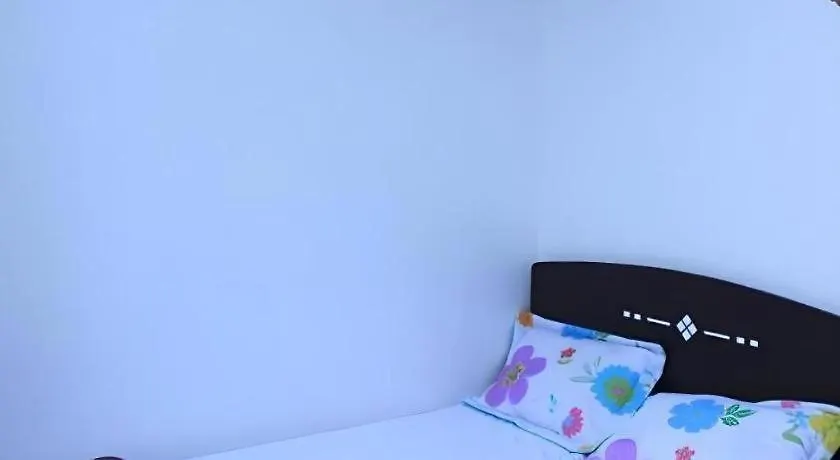 Aji Hostel Τζέτζου