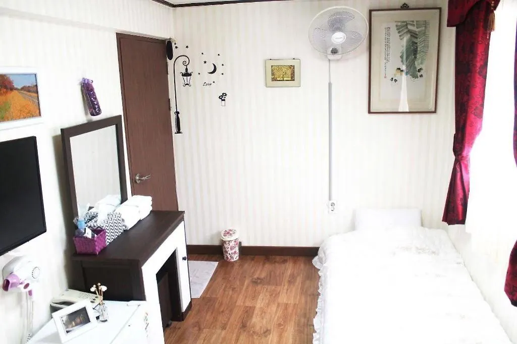 Aji Hostel Τζέτζου Νότια Κορέα